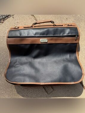 Jaguar Black and Brown Men's Travel Garment Bag
